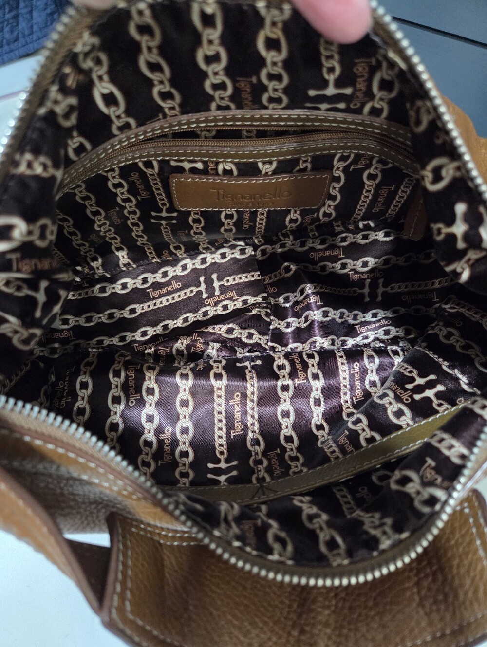 Tignanello Hobo Bag Warm Cognac Brown Leather Silver Trims - Picture 9 of 15